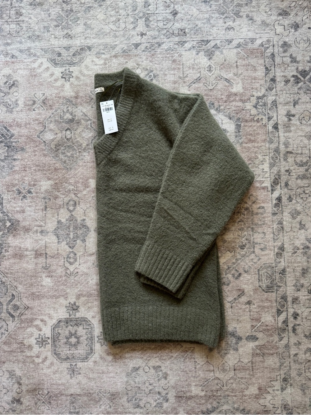 NWT Abercrombie & Fitch Dad V-Neck Sweater Olive Gray
